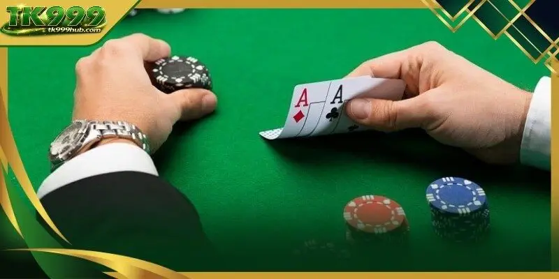 Comprehensive chart showing the payout multipliers for different hands